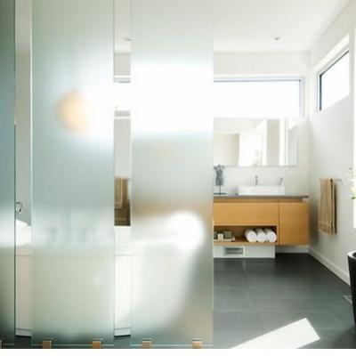 Vách Ngăn Kính 12