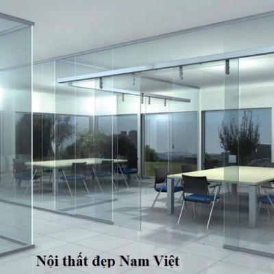 Vách Ngăn Kính 17