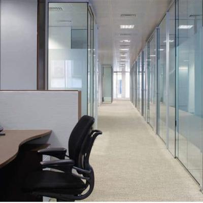 Vách Ngăn Kính 18